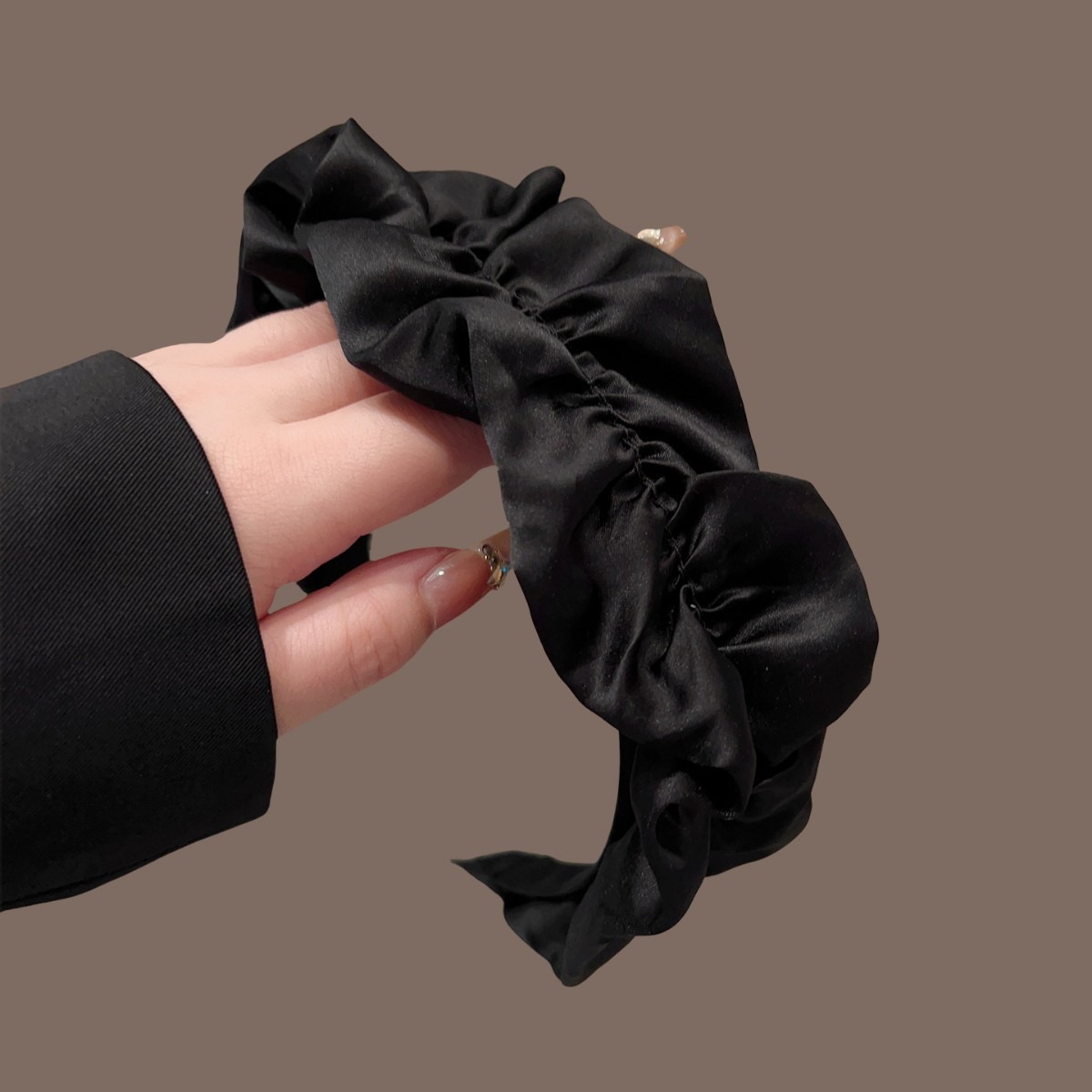 신비롭고 우아한 가벼운 고급 수제 리본 블랙 하이칼바  - Hair Clips 리뷰 및 가격